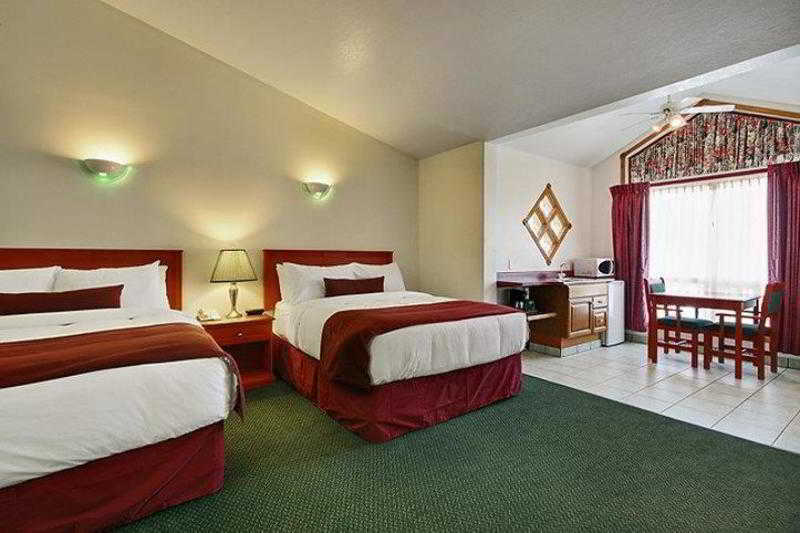 White Wolf Inn Hinton Rum bild
